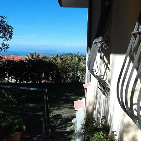 Le Poiane Vacanze Bed & Breakfast 3*